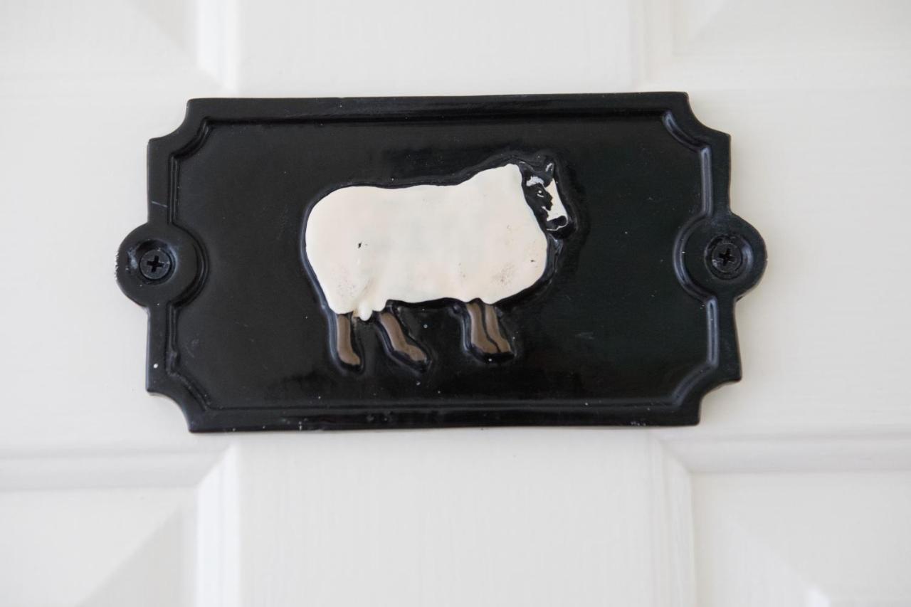 Youlgreave Farmyard Inn מראה חיצוני תמונה