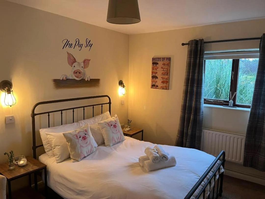 Youlgreave Farmyard Inn מראה חיצוני תמונה
